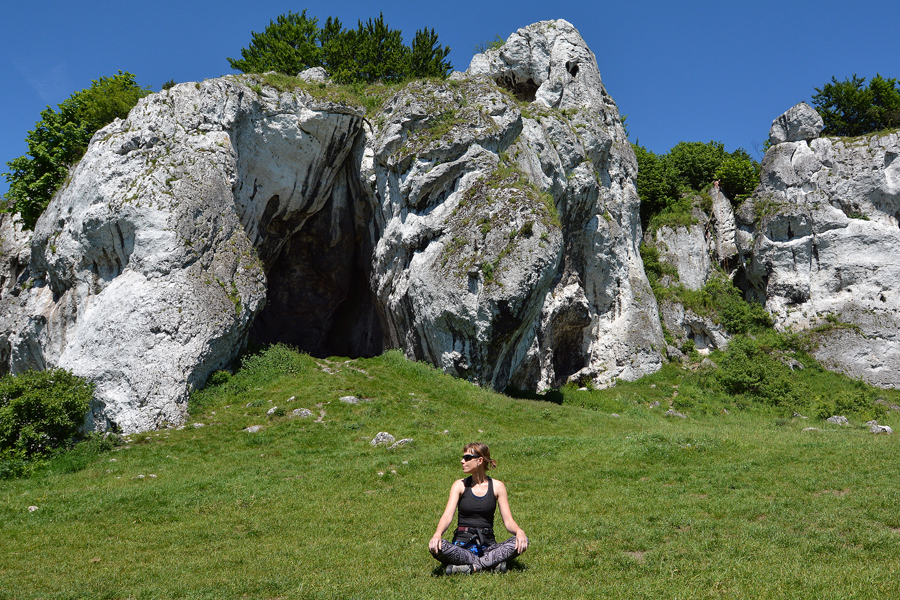 Kobieta i skały